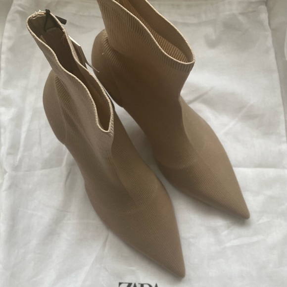 NWT ankle sock boots - Picture 5 of 8